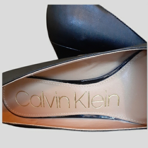 Carvin Klein Pointed Toe - Picture 4 of 6